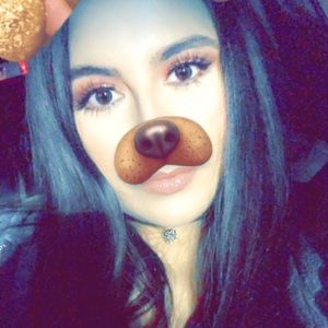 Meet your Posher, Me'chelle